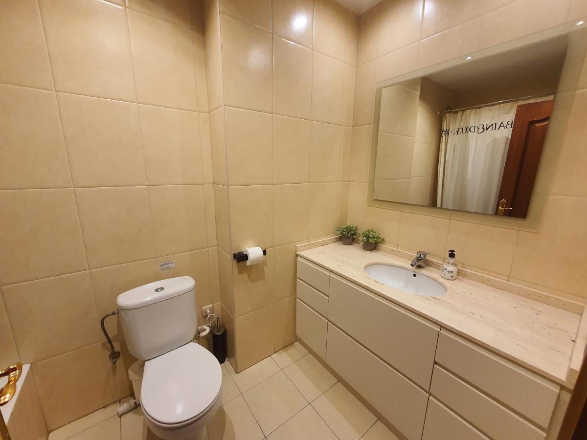Teo Apartment ปัมโปลนา ภายนอก รูปภาพ